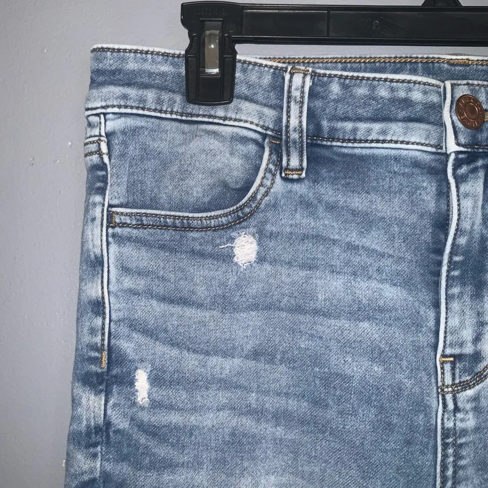 American Eagle Next Level Stretch Crop Jegging Distressed Ripped Blue Jeans 10 - Image 8