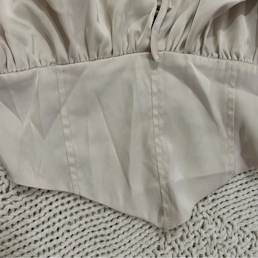 NWT  Corset Crop Top sz M - Image 3