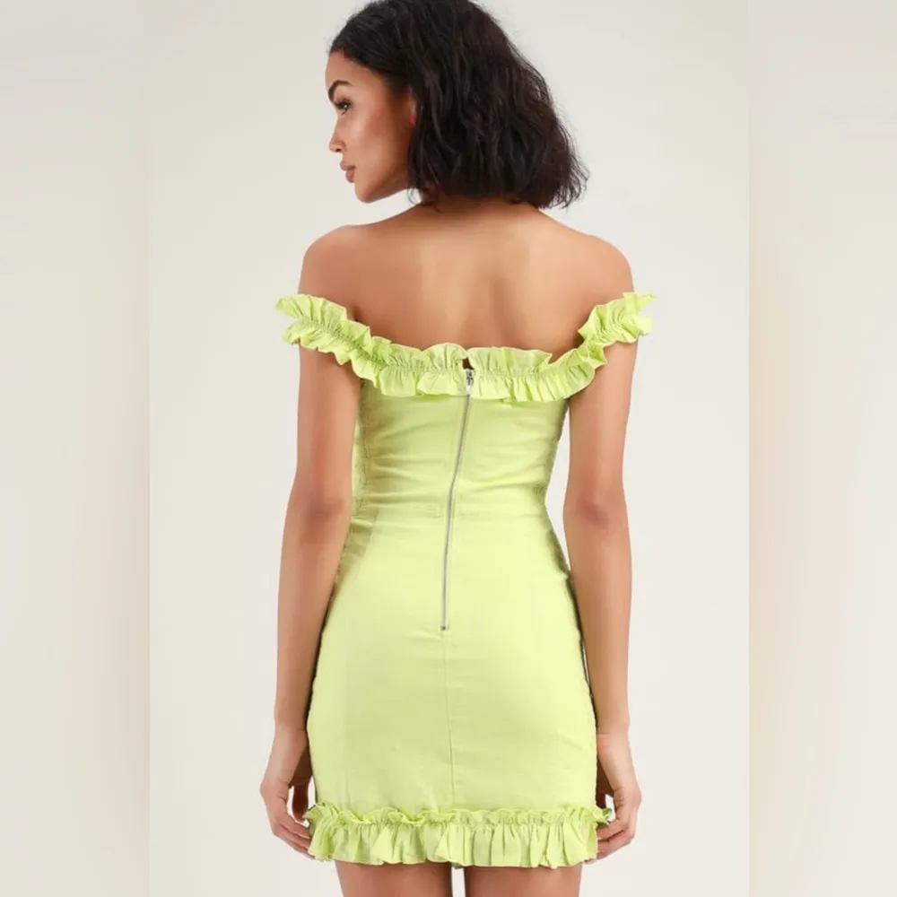 Lime Green Ruffled Off-the-Shoulder Bodycon Dress - Image 5