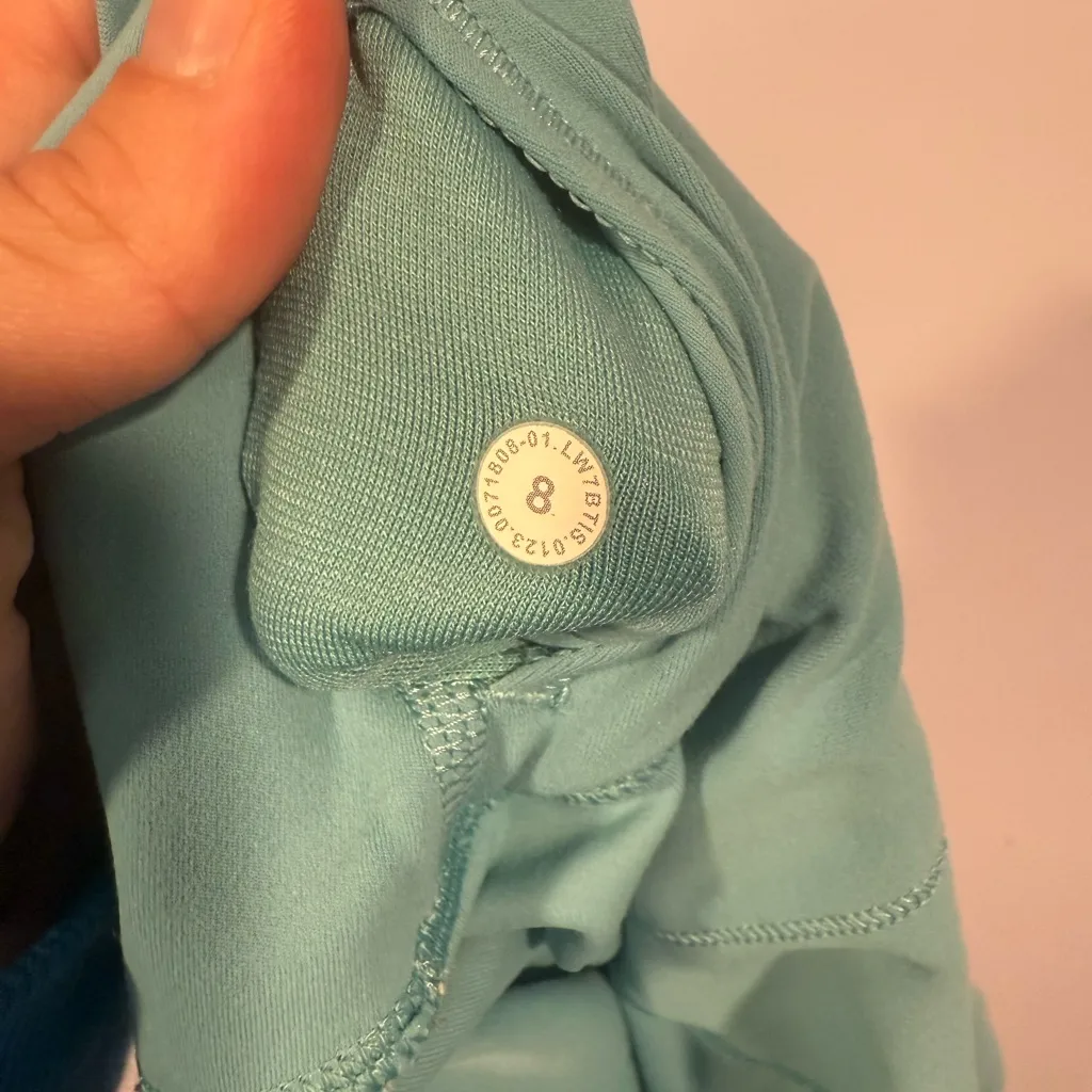 Lululemon Turquoise blue  biker shorts - Image 5