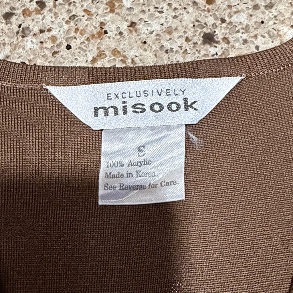 Misook Brown Knit Top - Image 2