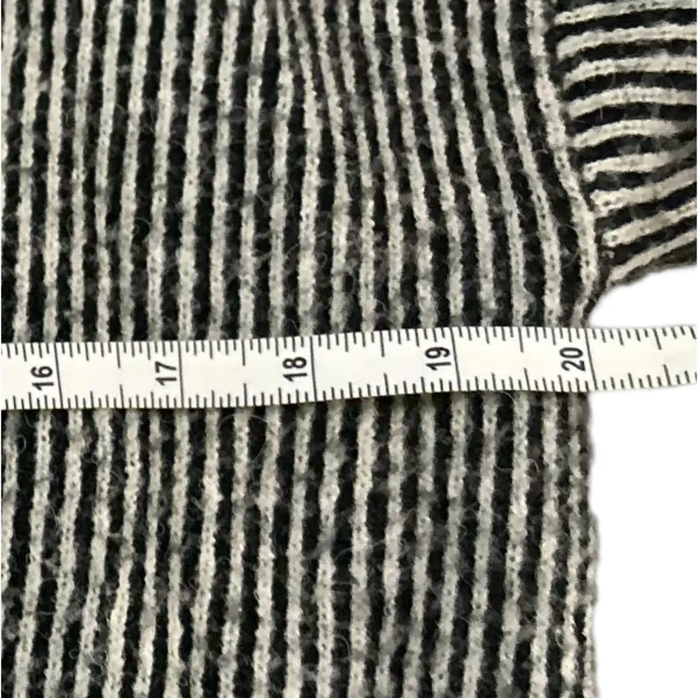 FRNCH long open front black and‎ white/cream sweater - Image 13