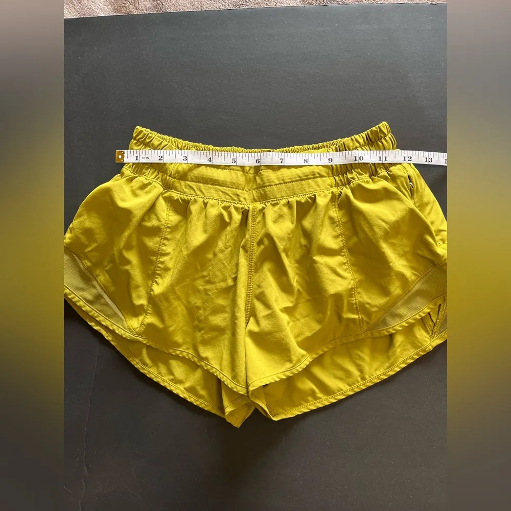 LULULEMON Hotty Hots Athletic Shorts Yellow/Green 2” Inseam Women’s Sz 6 GUC - Image 8