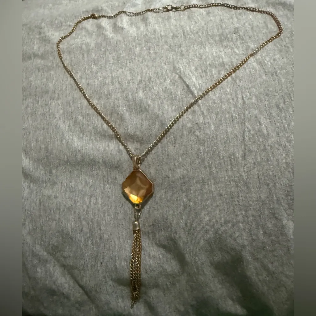 Gold and Amber Pendant Necklace - Image 2