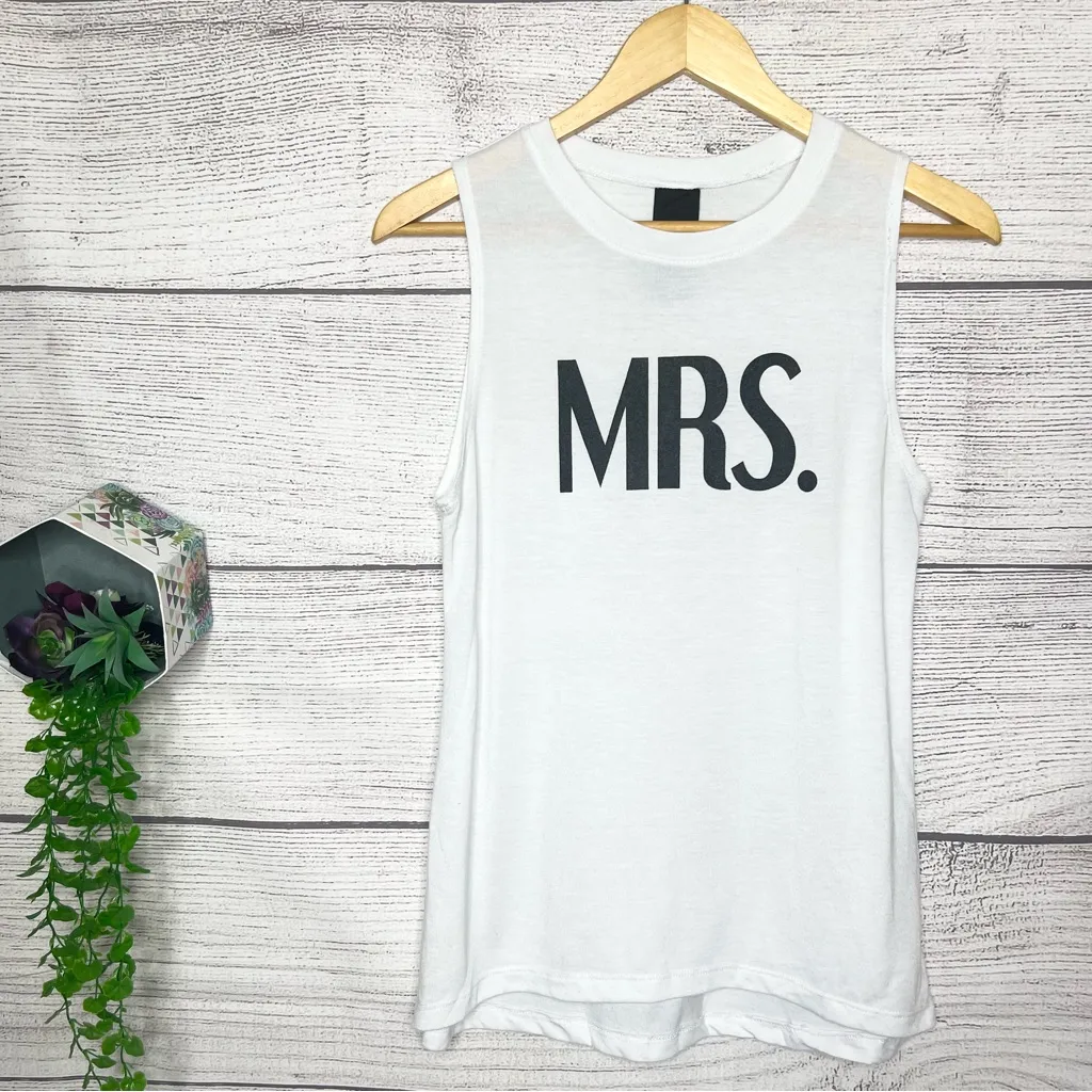 Modern Lux “MRS”White Muscle Tee Size Medium Sleeveless Bride-to-be T-Shirt - Image 7