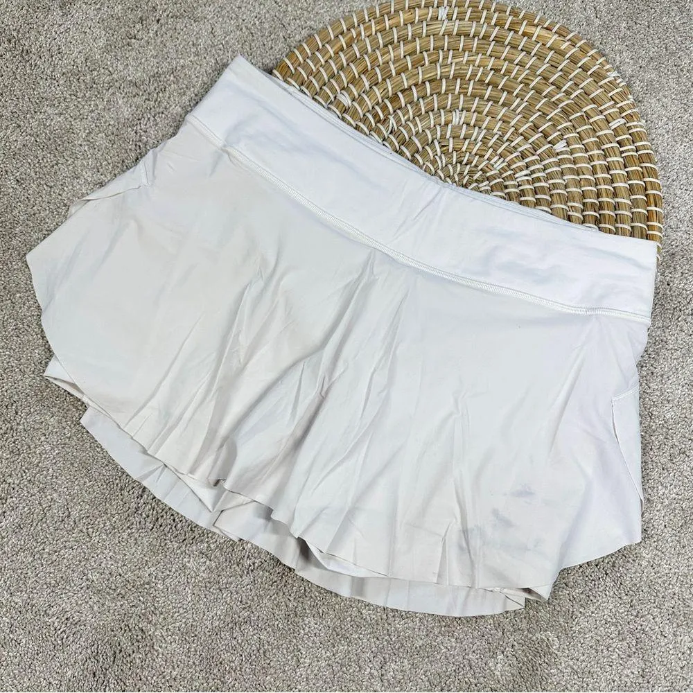 Women’s Quick Pace Skirt Skort 13" White Size 8 - Image 4