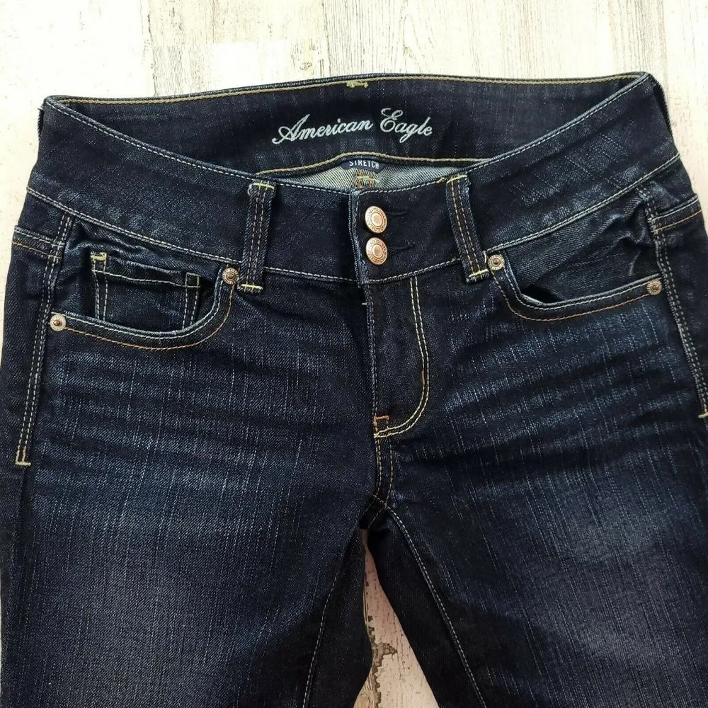 American Eagle Artist Stretch Medium Blue Wash Womens Size 2R (28x25) EUC - Image 4