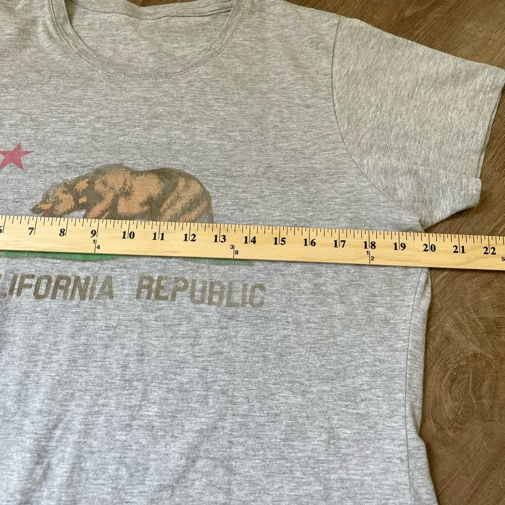 California Republic Bear Graphic T - Image 13