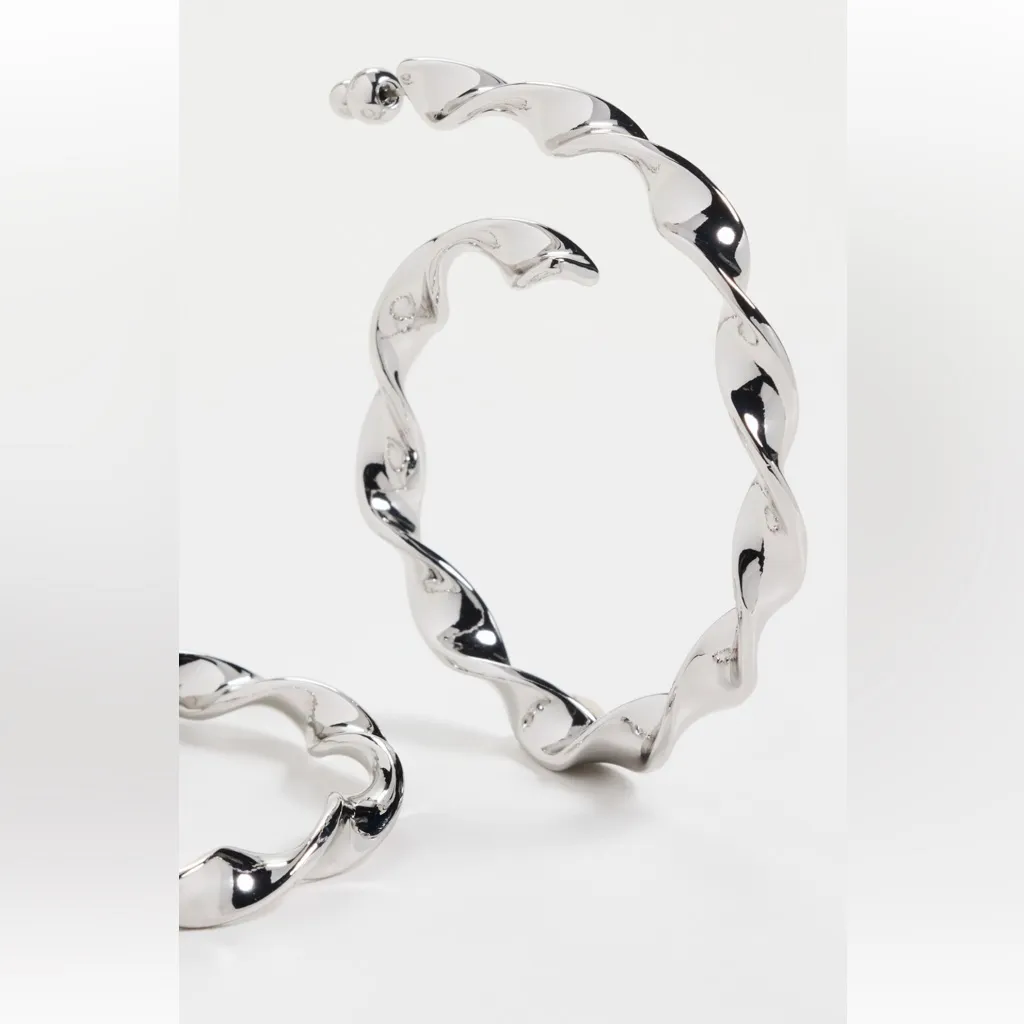 Cult Gaia Ezara Earrings - Image 3