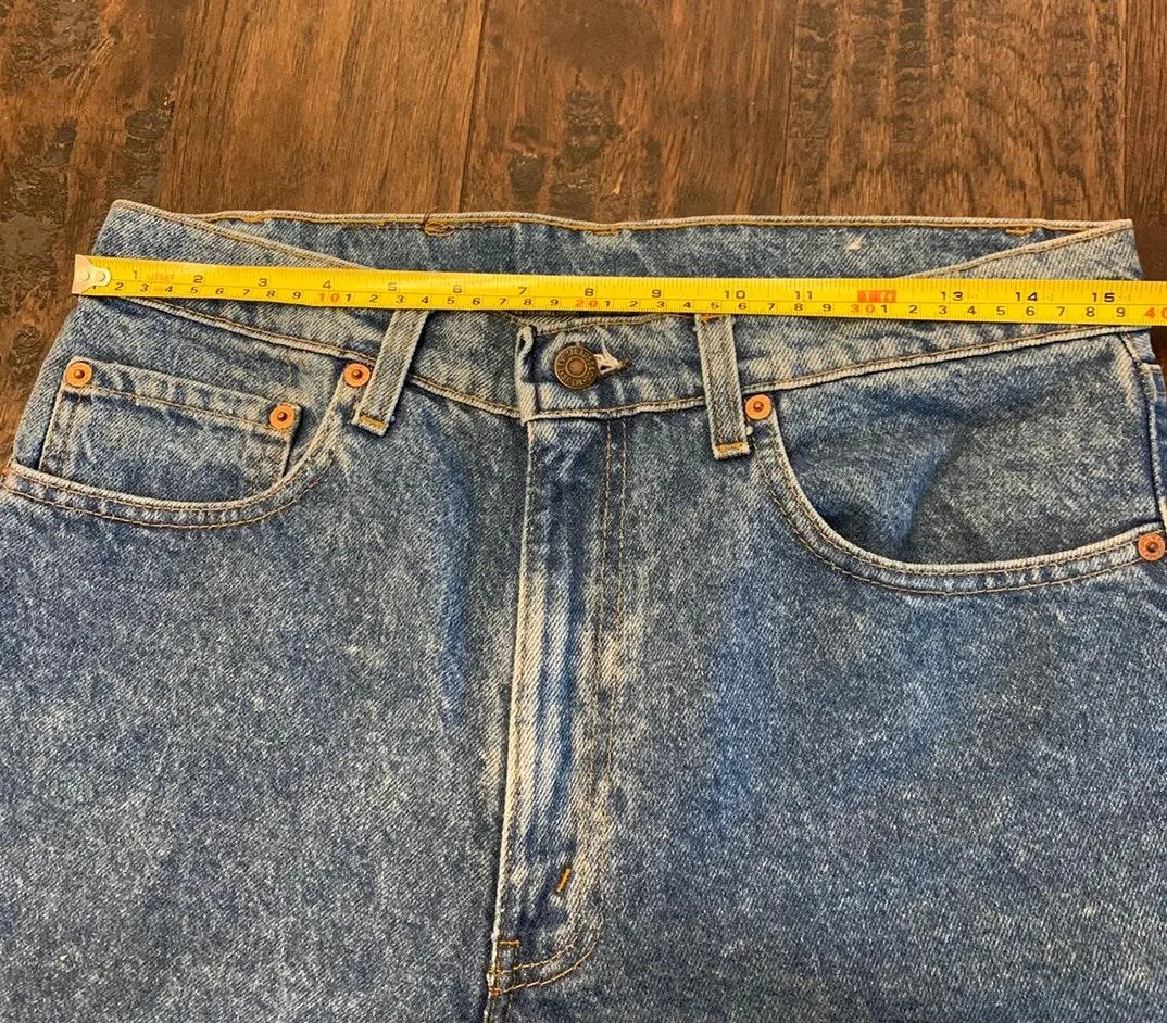 Vintage Levi Mom Jeans - Image 7