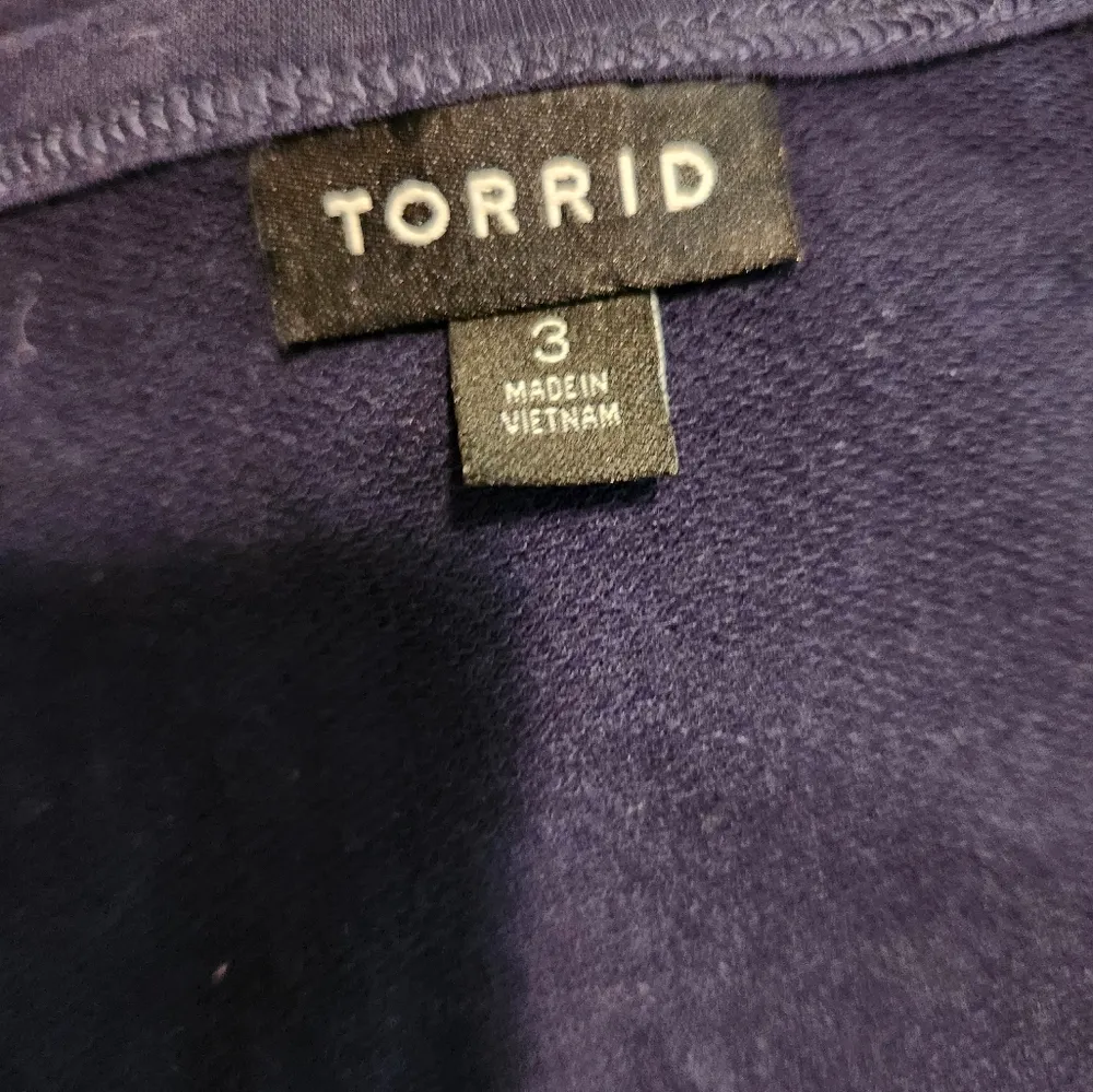 Torrid Sz 3 Elegant Navy Lace Women's Top - Image 10