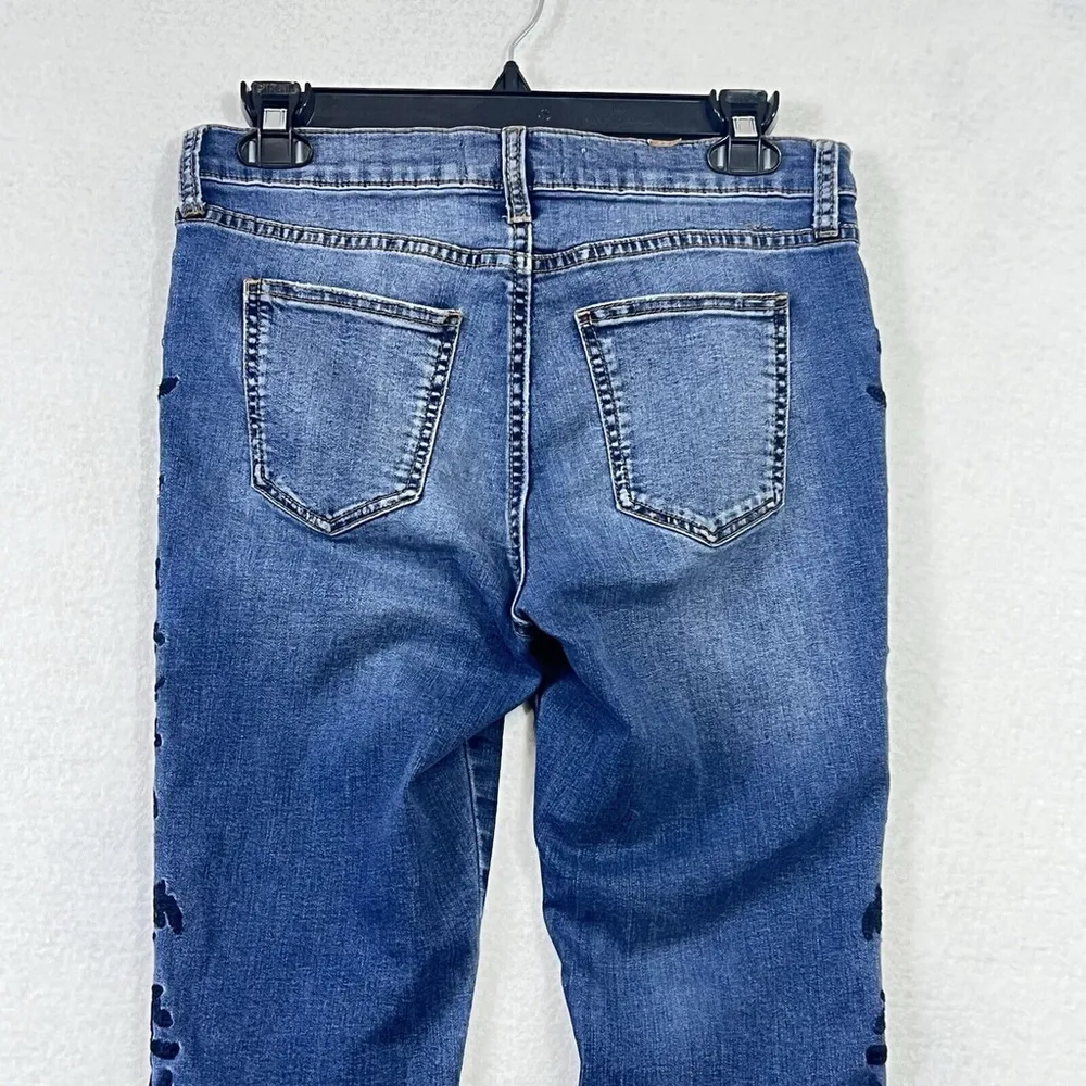 Band of Gypsies Lola Skinny Ankle Jeans Womens 29 Blue Denim Raw Hem Embroidered - Image 9