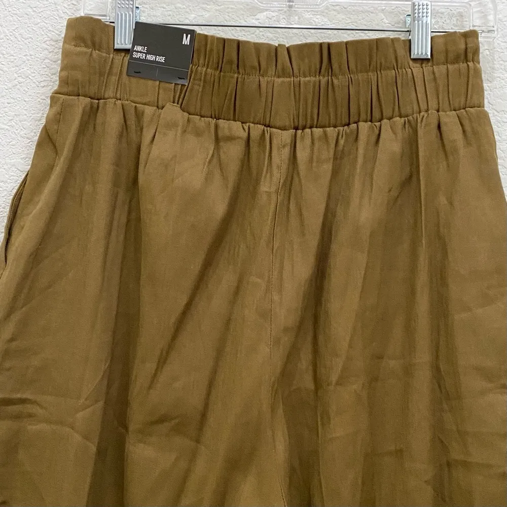 EXPRESS Dark Khaki Super High Rise Linen-Blend Paperbag Ankle Pant Size M - Image 7