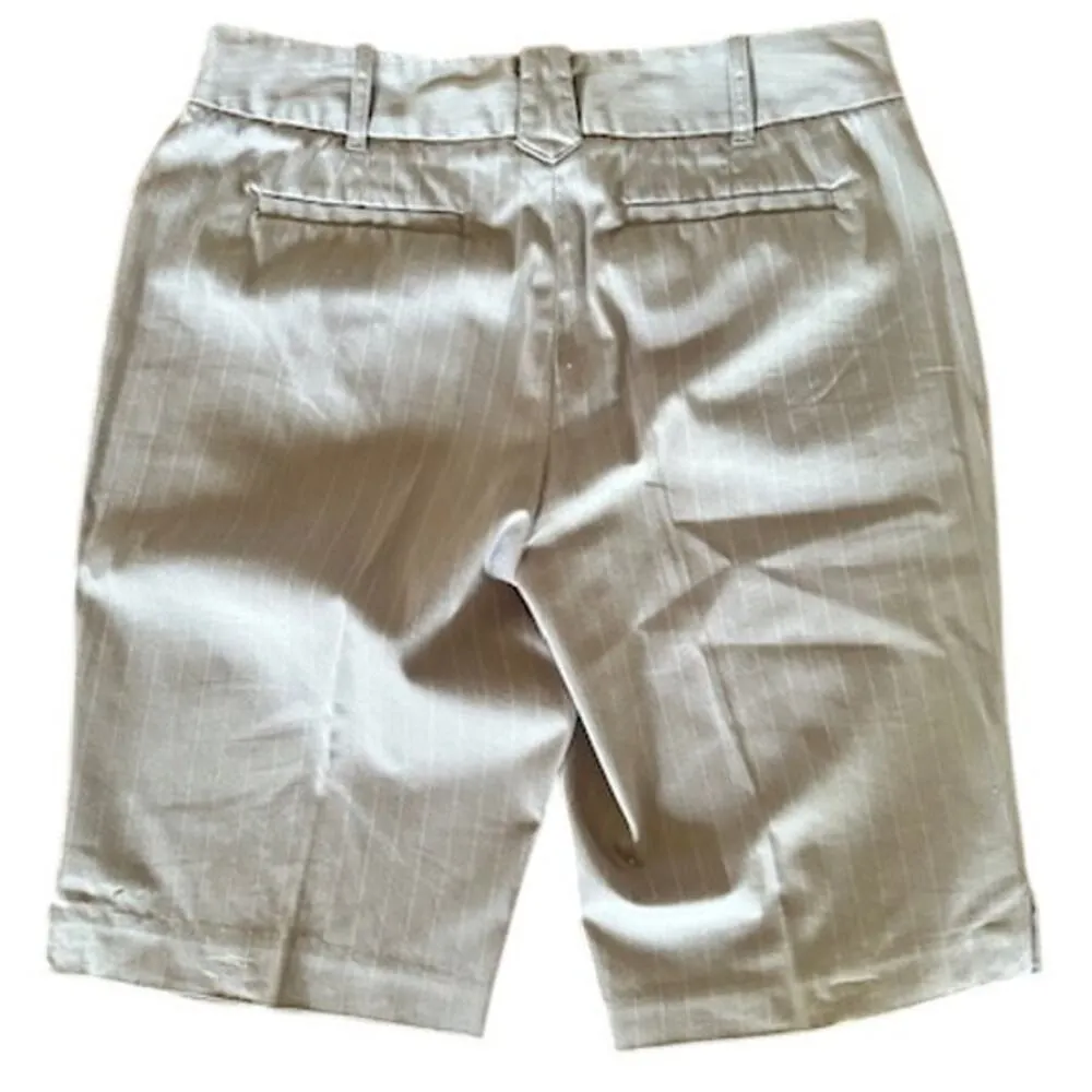 Studio London Taupe Pinstripe Bermuda Shorts – Size 6P - Image 5