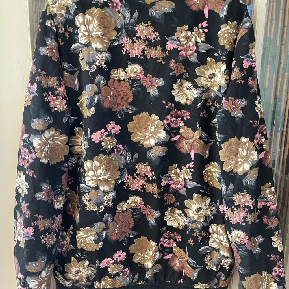 black floral cotton blend jacket size XL - Image 7