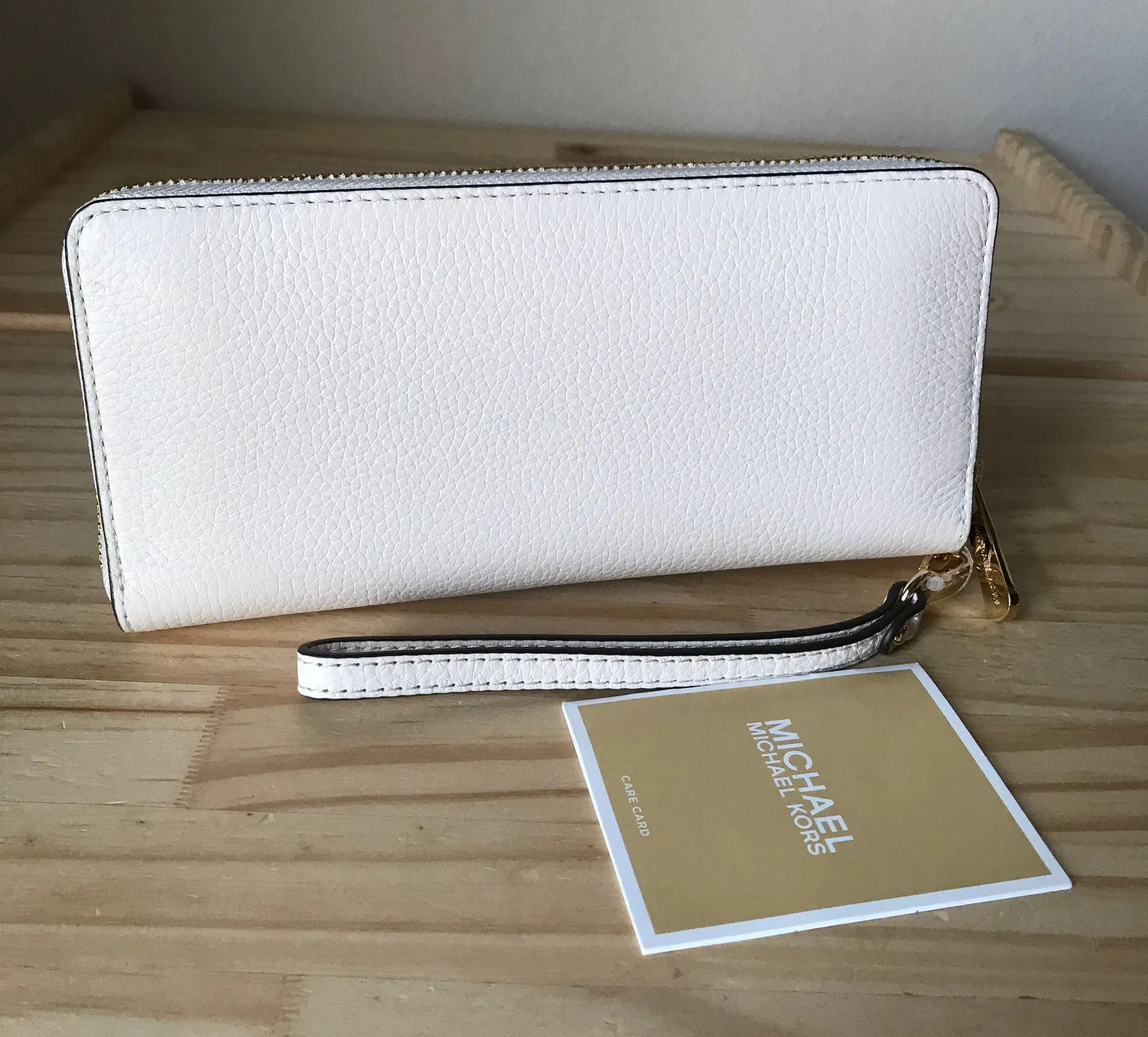Michael Kors Wallet - Image 2