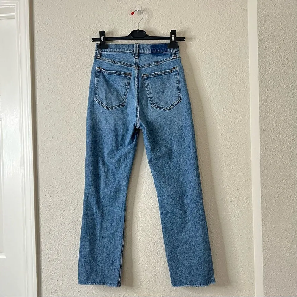 Abercrombie & Fitch The Ankle Straight Ultra High Rise Distressed Jeans Size 26 - Image 5