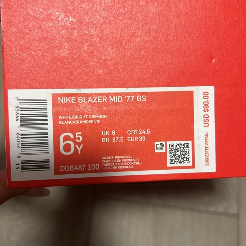 blazers 6.5 boys youth/ women’s 7 - Image 5