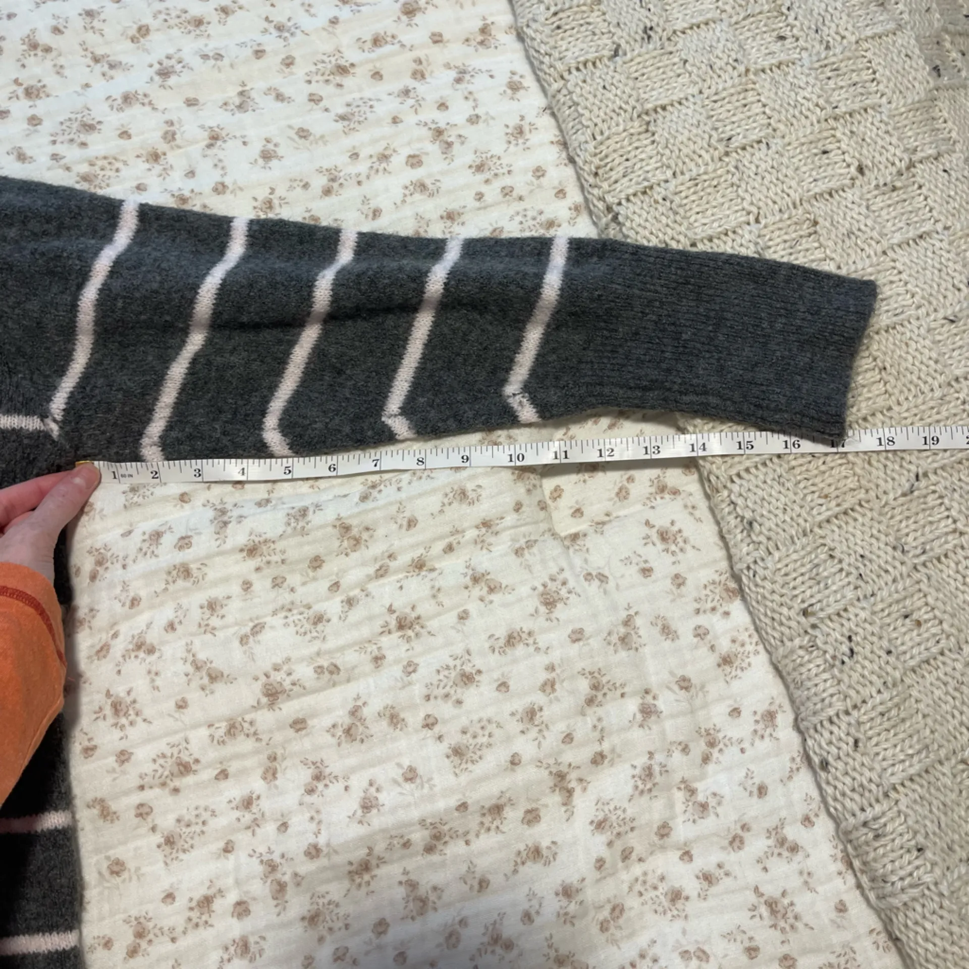 H&M Grey and White Striped Sweater - Image 8