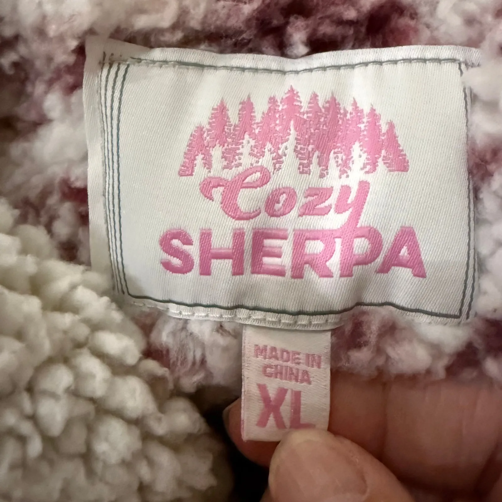 Cozy‎ Sherpa Pullover Women's XL Burgundy White Ikat Faux Fur Jacket - Image 4