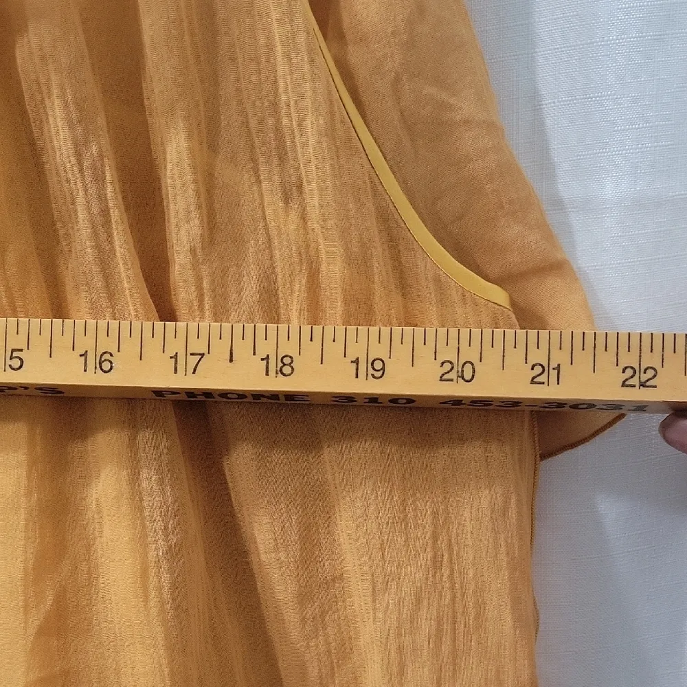 Marc Jacobs Mustard Ruffled Silk  Blouse Size 4 - Image 7