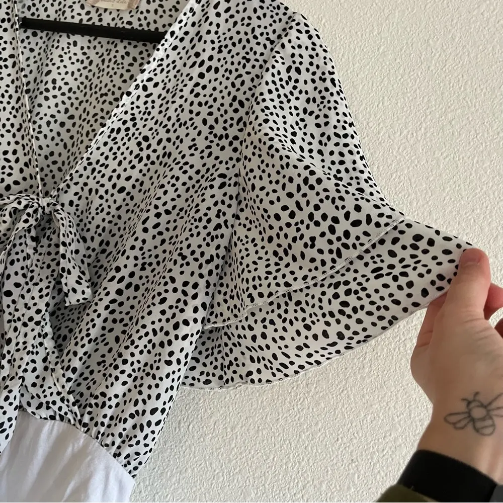 Altar'd State Black and White Print Polka Dot Body Suit Blouse Size Small - Image 4