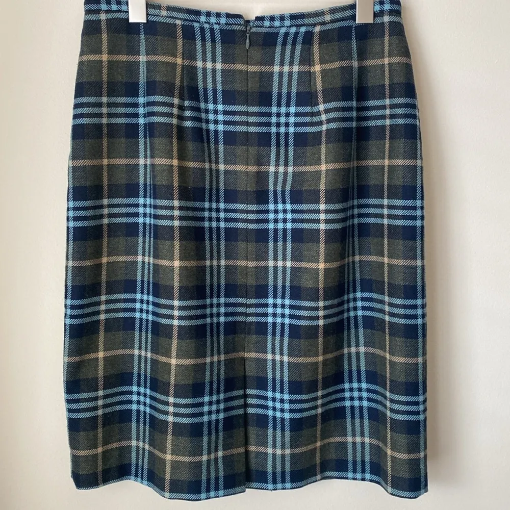 Hillard & Hanson plaid wool blend skirt blue & green size 10 - Image 3