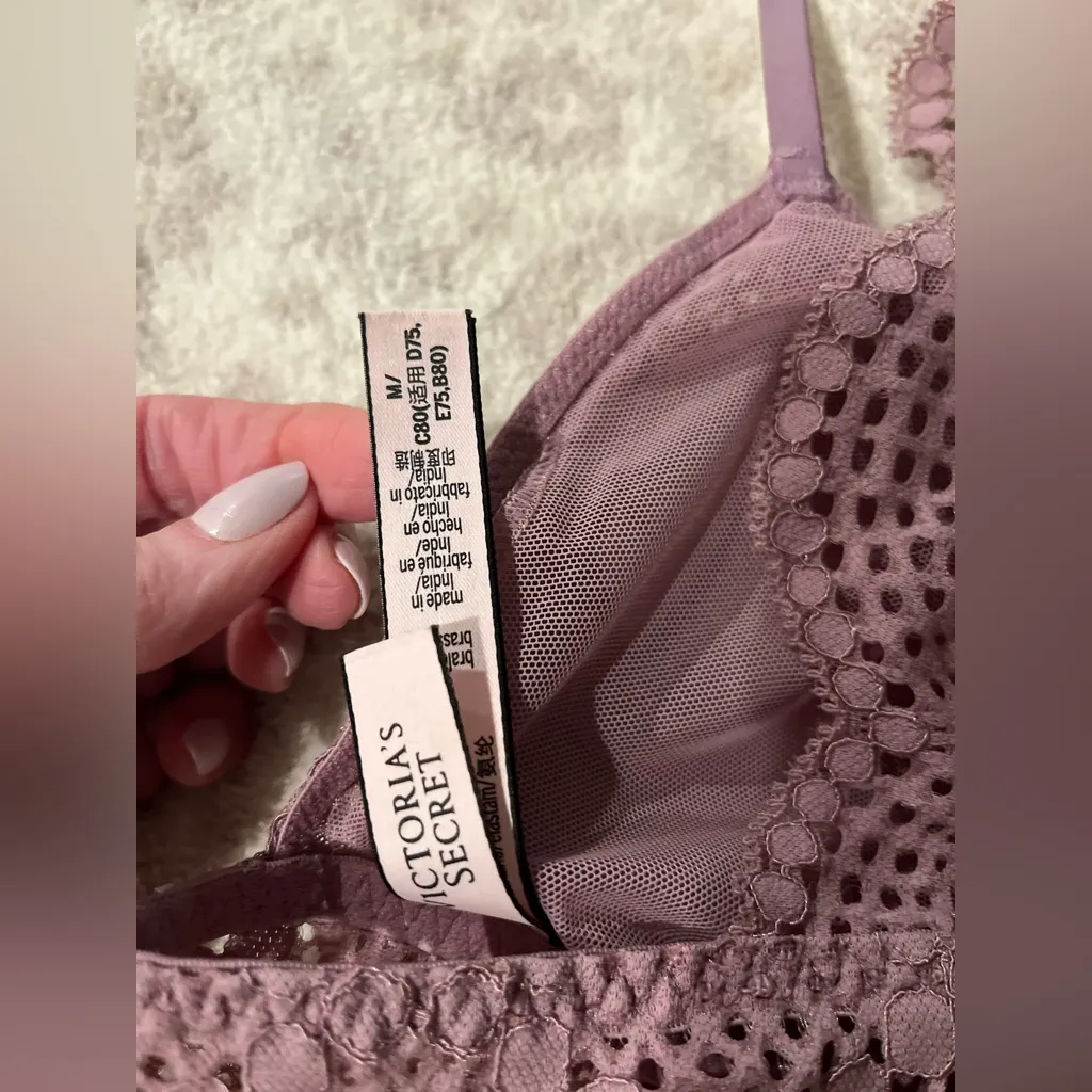 Victoria's Secret Crochet Lace Bralette in Mauve - Image 4