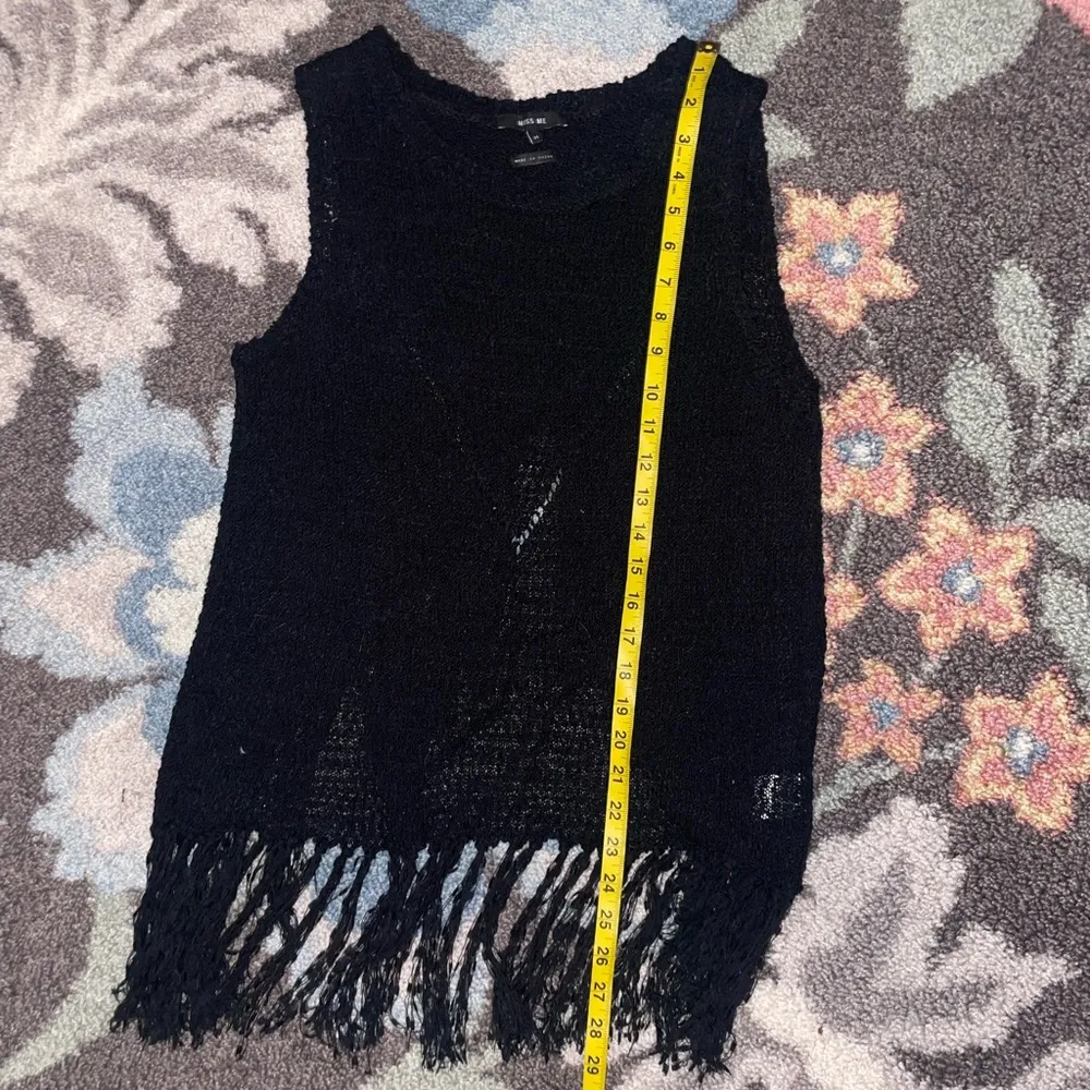 NWOT Miss Me Fringe Top size medium - Image 5