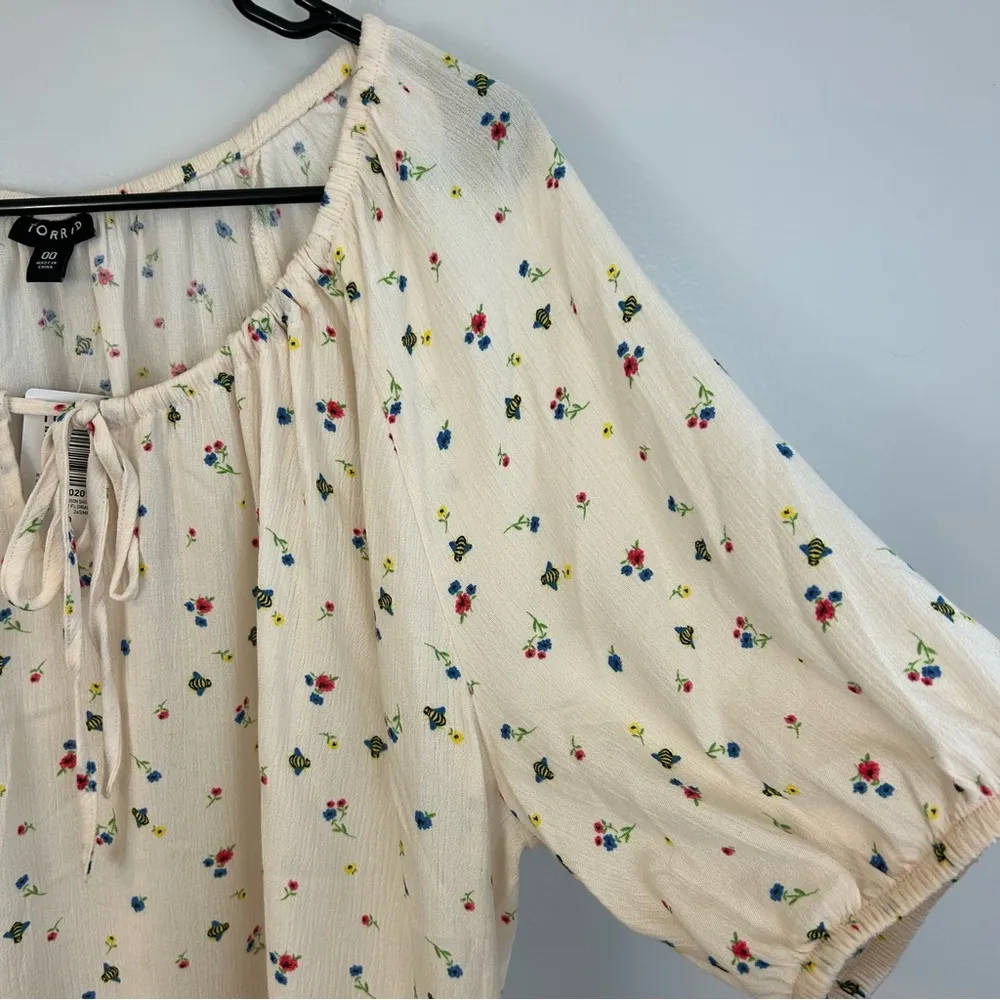 NWT Torrid Ditsy Scatter Floral Dew Lightweight Blouse/Top Size 00  M/L - Image 5