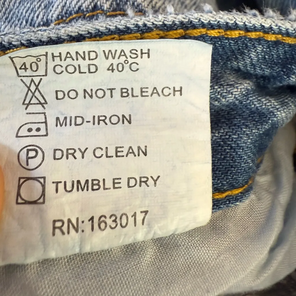 PRINCESS POLLY Holly Asymmetric Straight Leg Jean Light Wash Denim Size 2 US - Image 10