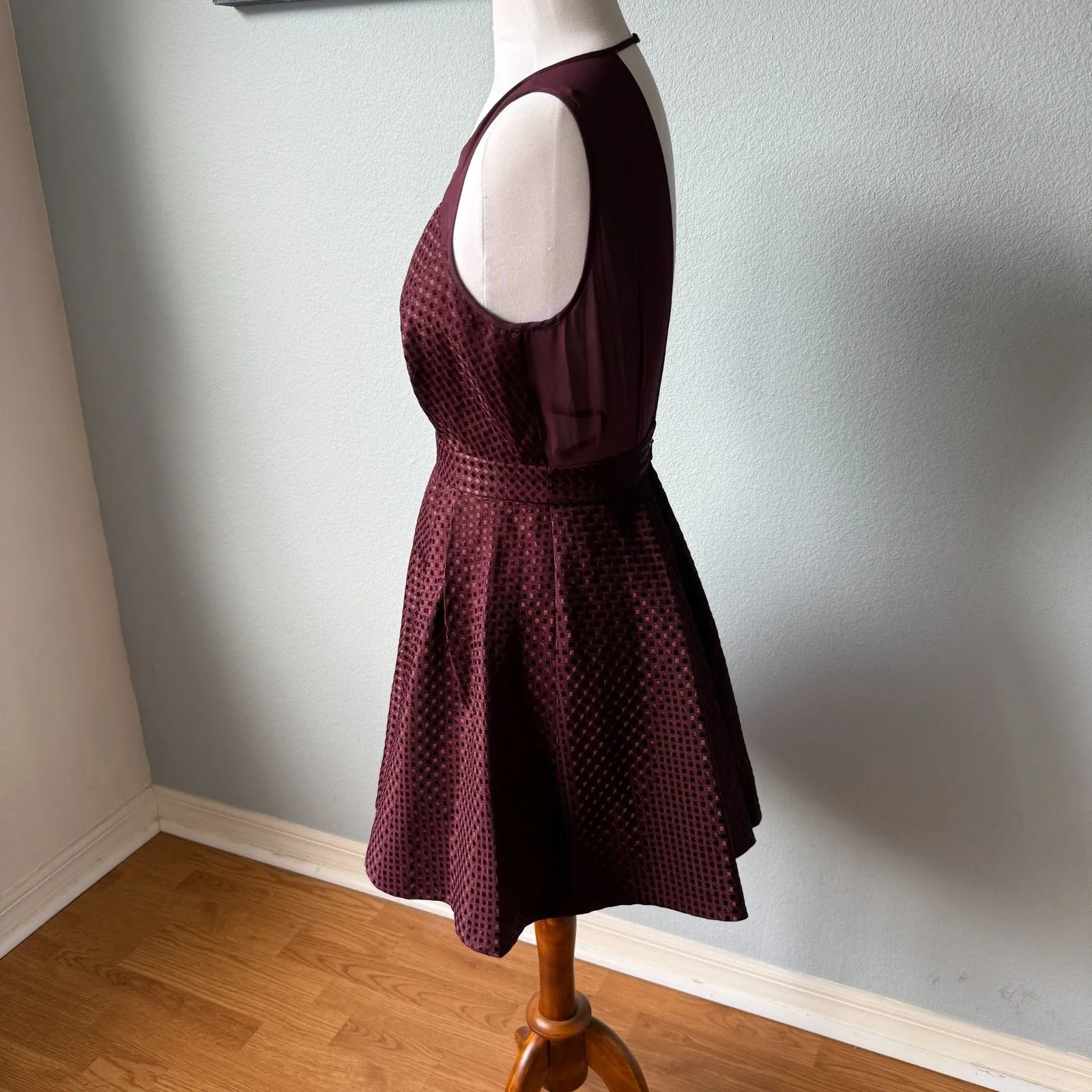 BCBGeneration Cocktail Maroon Short Dress Formal Fit & Flare Sleeveless - Image 6