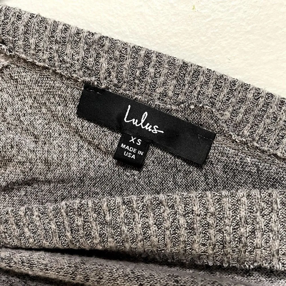 Lulus gray casual drawstring cinched vneck classic sweater pullover comfortable - Image 4