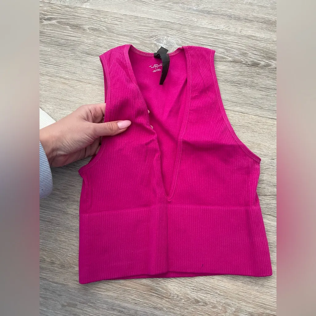 SET OF 2 CROP TOPS V DEEP CUT S - Image 3
