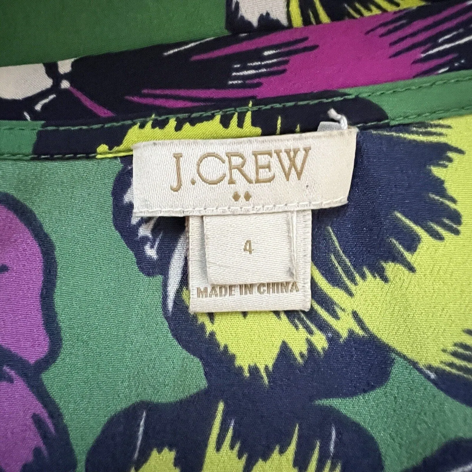 J Crew‎ Blouse Womens 4 Green Purple Floral Printed Drapey Scoop Neck Colorful - Image 7