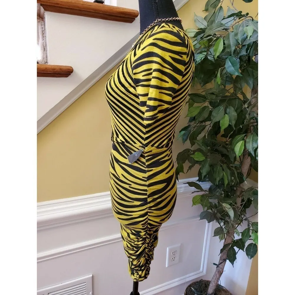 Bebe Addiction Dress XS ONE Shoulder Dress - Image 3