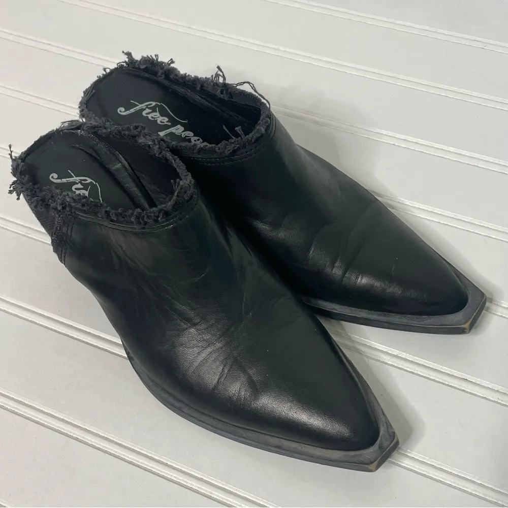 Free People Wild Things Leather Point Toe Mule 616 - Image 9