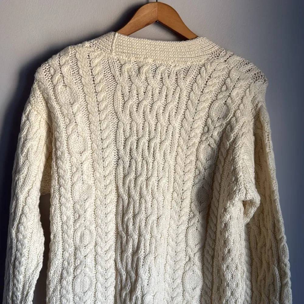 NEW Aran Crafts merino wool cable knit cardigan Size Medium - Image 8