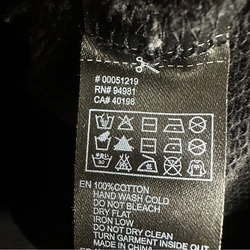 Forever 21 Women’s Shoulder Cut Out Long Sleeve Pullover Size Small *Used Black - Image 9