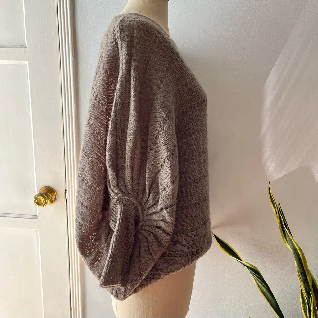 Love Stitch• Batwing Long Cuff Pointelle Sweater•Size Small Brown - Image 6