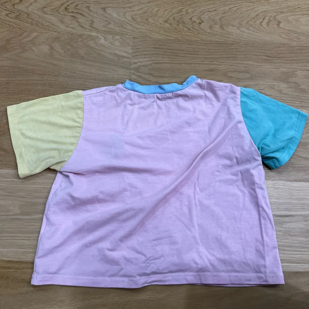 ROMWE Cropped T-shirt with Mushroom Patch - Pink, Blue, Yellow size small - Image 7