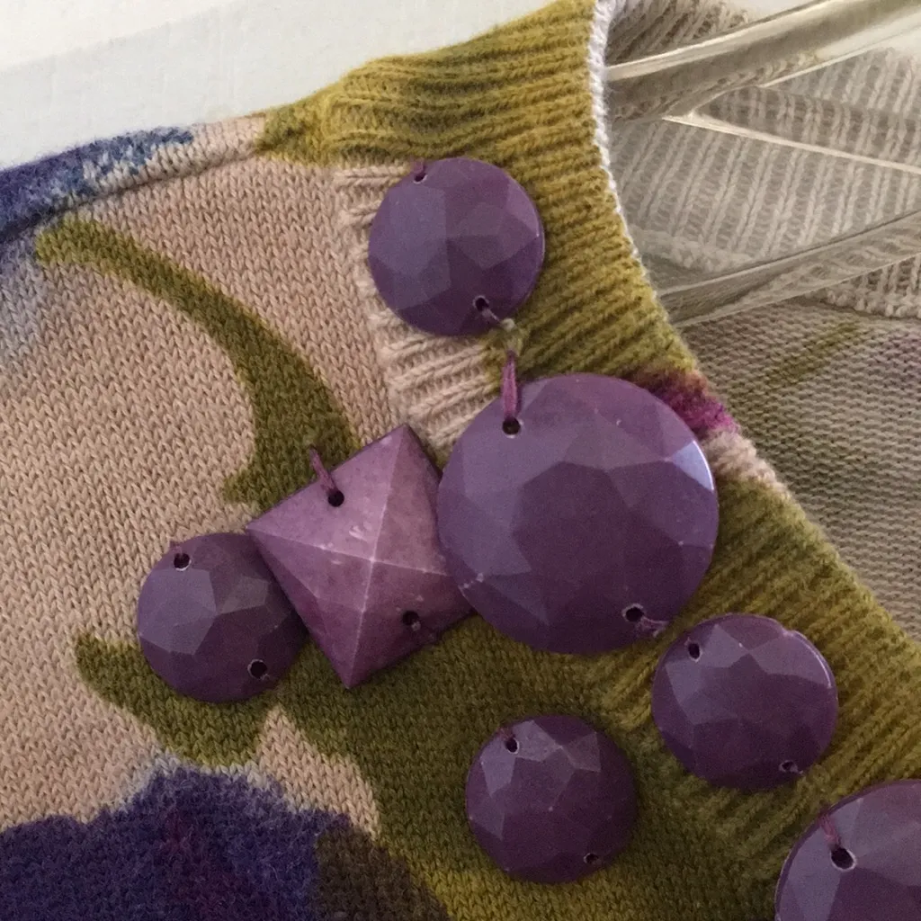 FINAL MARKDOWN Ladies’ Kenar Floral Cardigan w/Beaded Neckline (M) - Image 5