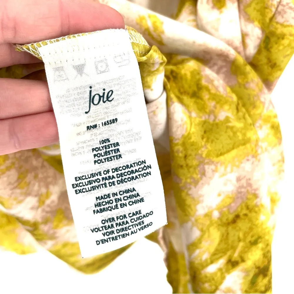 Joie Summer Porcelain‎ Print Summer Sleeveless Smocked Satin Fern Top Blouse - Image 11