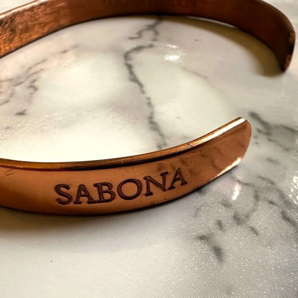 Sabona London unisex copper cuff bracelet - Image 8