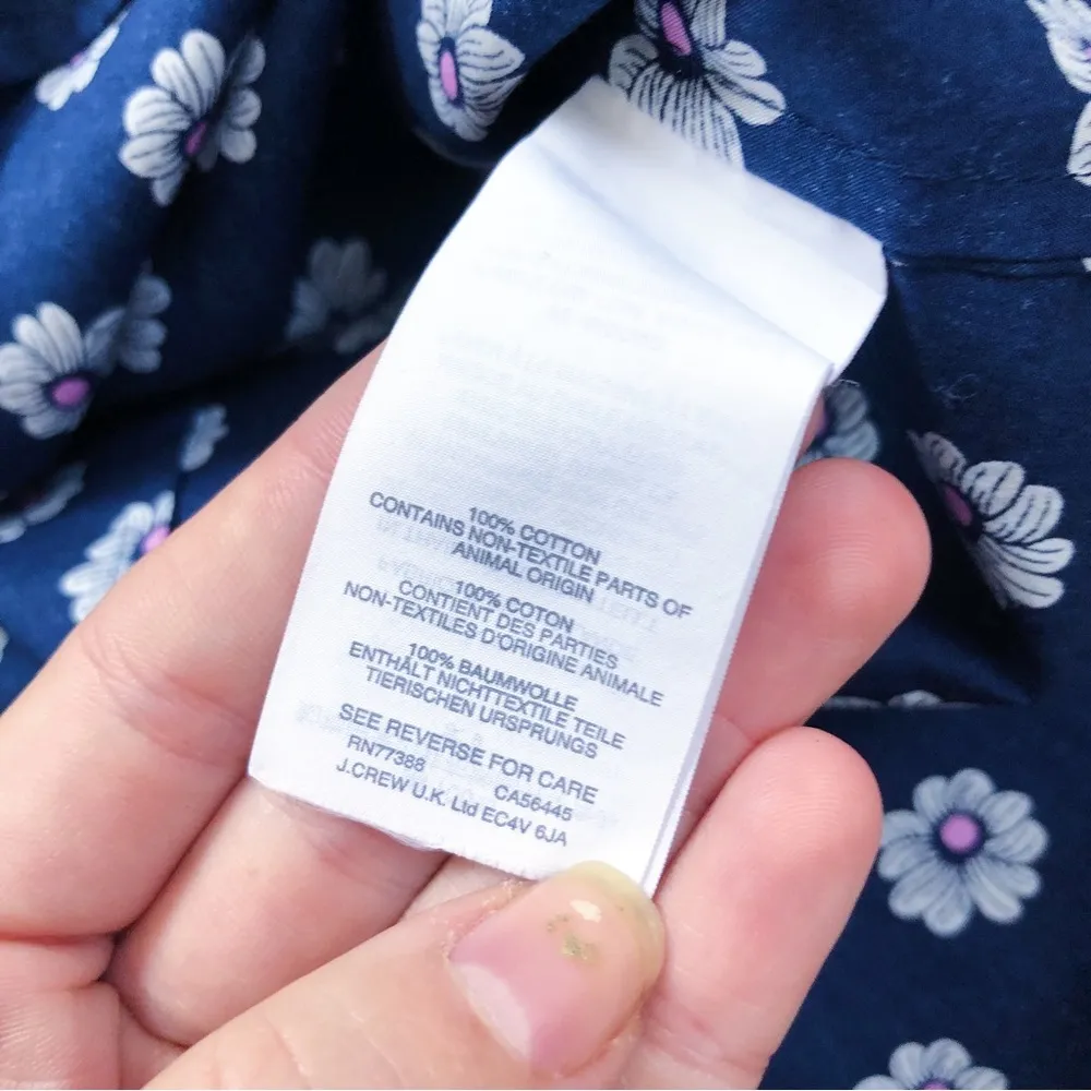 J Crew • Perfect Shirt navy blue Scattered Daisy floral button down lightweight - Image 8