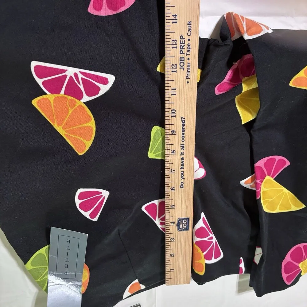 Briggs Women's Vintage 90's Petite Black Fruit Slice Print Cropped Pant - Image 6