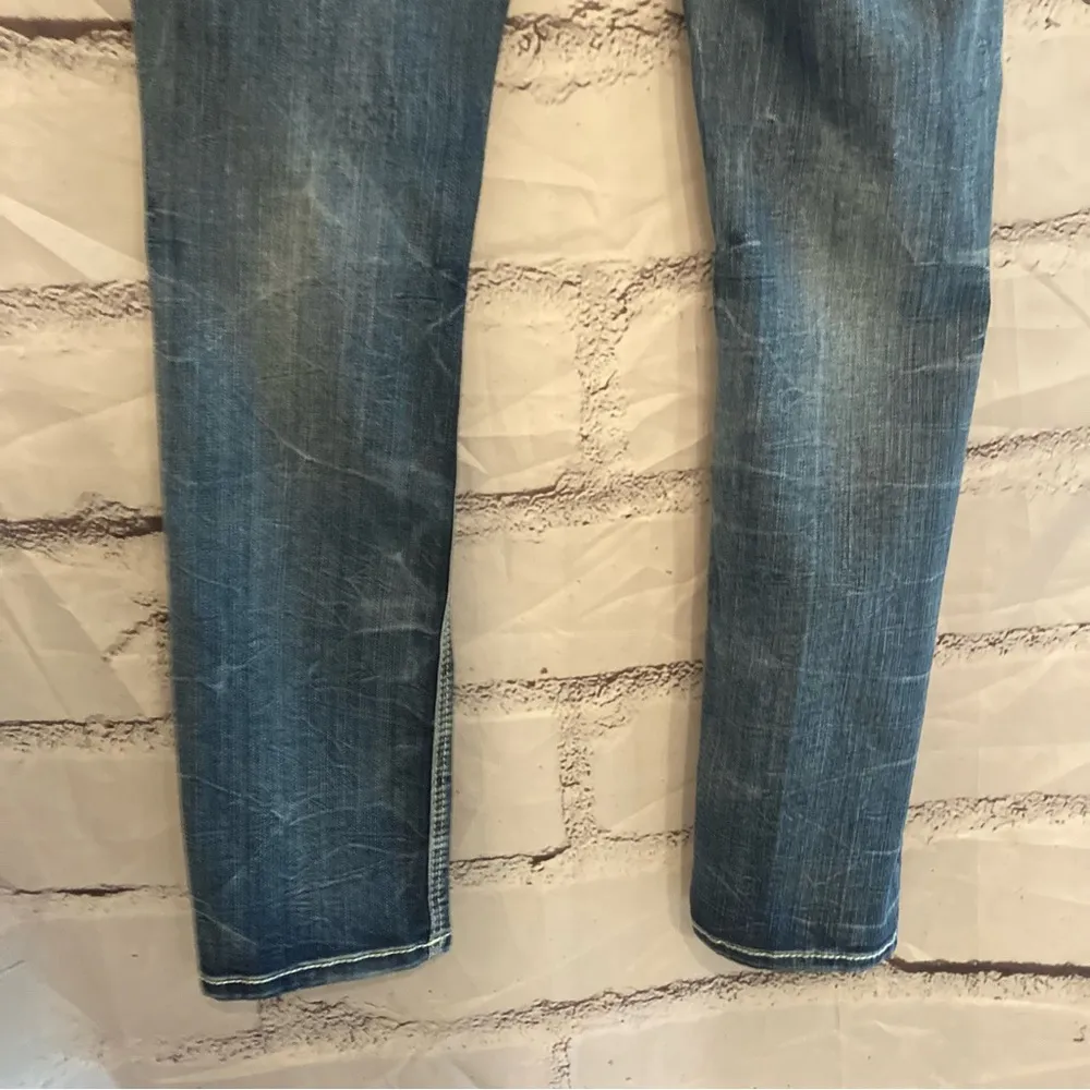 Rock Revival Lam Mid-Rise Straight Sz 28 distressed - Image 9