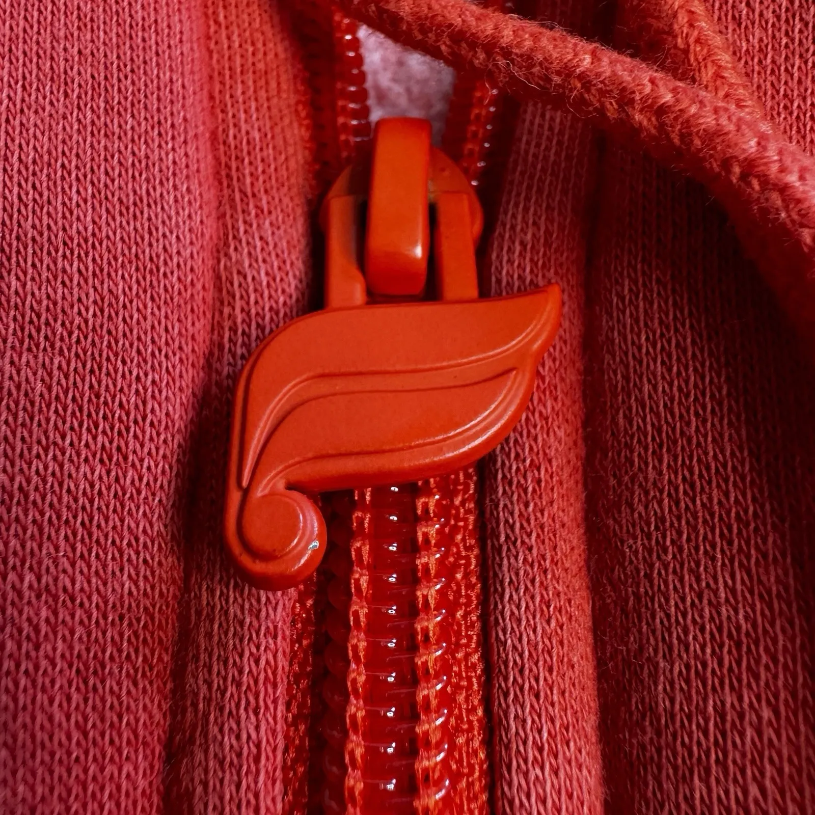 Fabletics Red Fleece Hooded OnePiece Sz Small Track Ski Camping‎ Snow Lounge - Image 3