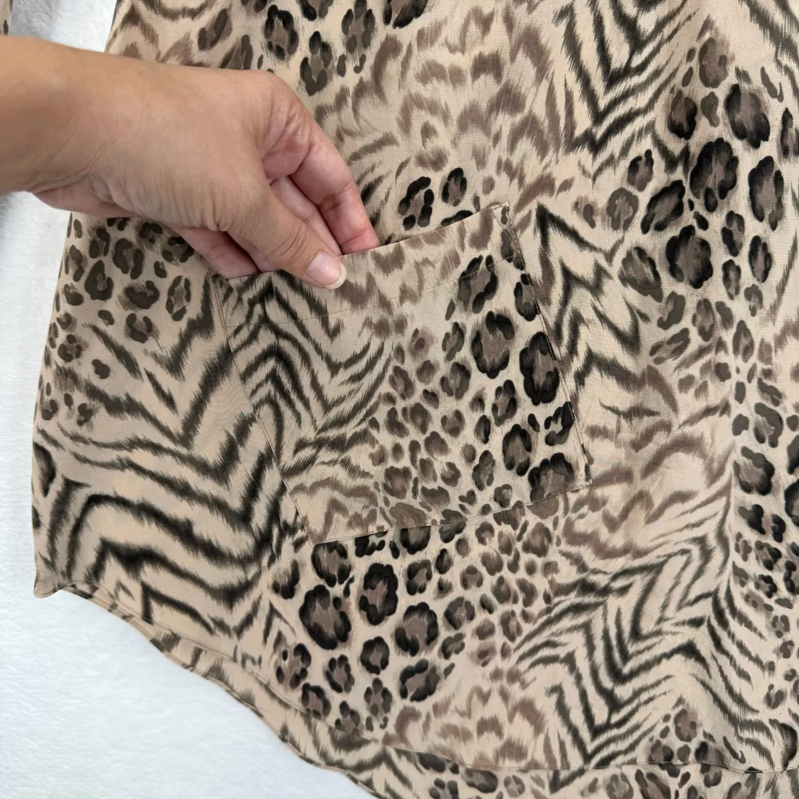 Rebecca Taylor Size 2 Silk Leopard Tiger Print Long Sleeve Tie Neck Blouse READ - Image 5