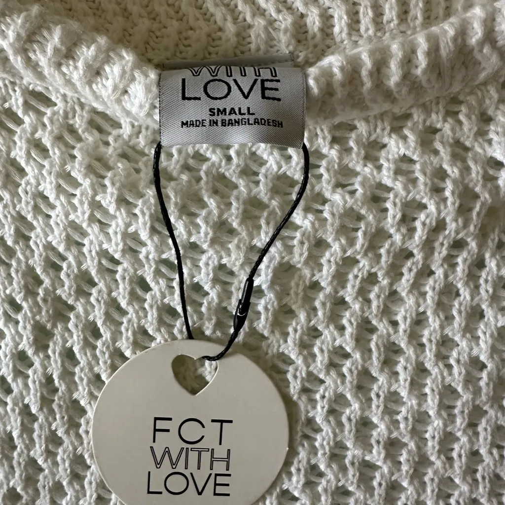 Elegant White Fringe Mini Skirt - Image 2